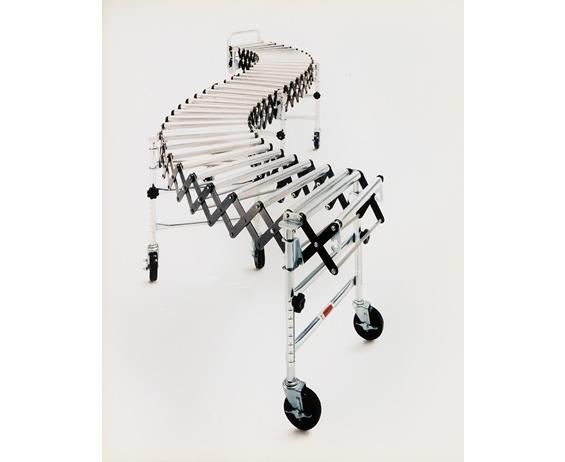 MEDIUM-DUTY ACCORDION ROLLER CONVEYORS